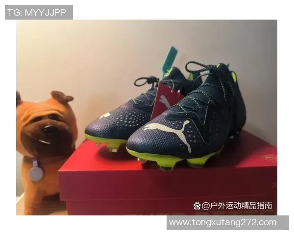 国际球星足球鞋设计师揭秘:如何为顶级球员打造专属性能与风格的完美结合 国际球星足球鞋设计师揭秘:如何为顶级球员打造专属性能与风格的完美结合