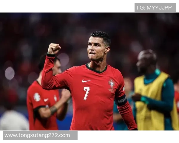 多位足球巨星纷纷穿上CR7足球鞋 展现个人魅力与比赛风采 多位足球巨星纷纷穿上CR7足球鞋 展现个人魅力与比赛风采