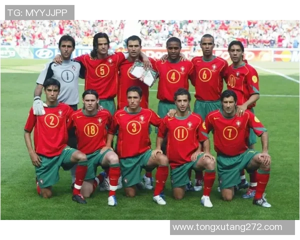 足球巨星崛起之路：从街头到绿茵场的传奇故事与荣耀时刻